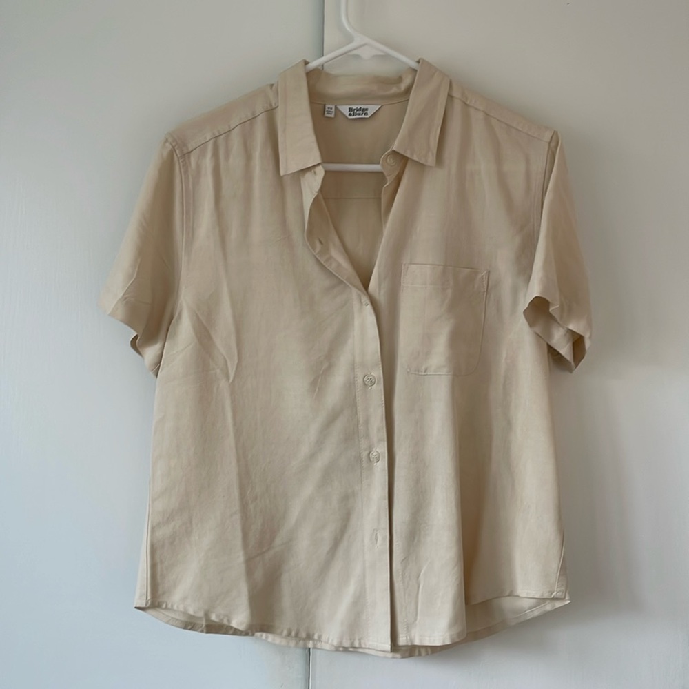 Bridge and Burn Greer Cropped Shirt in cream